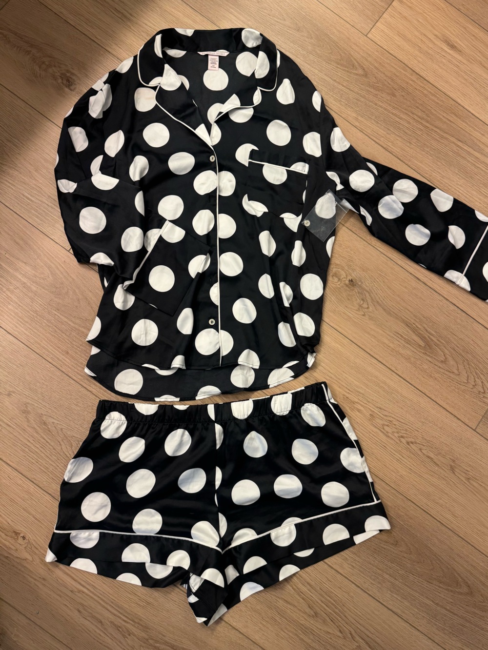 Black & White Polka Dot Pajama Set - Button-Up Top & Shorts — VICTORIA SECRET